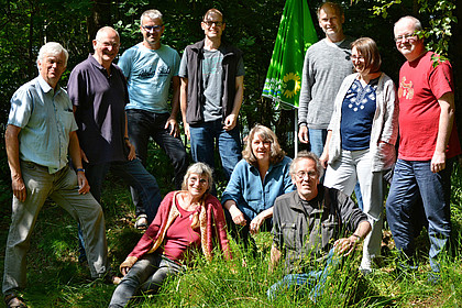 Grasberger Grüne besuchen Biotop an der „Alten Baumschule“