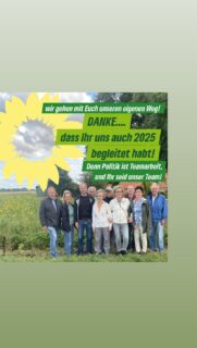 Das war ein ganz besonderes herausforderndes und buntes Jahr 2025 mit Euch! 
Politik ist Teamarbeit und Ihr seid unser 🔝-Team!
Danke für Eure Unterstützung und dass Ihr uns begleitet auf unserem Weg🌻
(wildes Jahr->wilde Outtakes)

2025 waren wir für @lenagumnior und @robert.habeck unseren Kanzler der Herzen unterwegs (dem jetzt die Ideen geklaut werden) , warben für Vielfalt 🌈 und kämpften gegen Angriffe,  Fakenews und Rechtsruck. 

Wir bekamen eine neue Bundesregierung mit Kanzler zweiter Wahl 🙂‍↔️ 
und zum Glück einen neuen parteilosen Bürgermeister für Grasberg 😀

Wir haben uns eingesetzt für unsere Grasberger Jugend, die Demokratieförderung, das Ehrenamt,  für die Förderung von Vereinen, Beteiligung von Eltern,  Bildung und den offenen Ganztag. 

Wir thematisierten  neue Verkehrskonzepte 🚲, 
unsere Sicherheit und den Bevölkerungsschutz sowie den Natur-und Klimaschutz. 

Wir recherchierten und informierten auf unserer Homepage.

Wichtig waren uns tolle Zusammenkünfte, Feiern und Jubiläen, wo GrasbergerInnen sich trafen und dann auch unsere Blühwiese und ein einzelner Baum🌳. 

…und im Gemeinderat wurde die ganze Arbeit von unseren 4 zu fleißigen Fraktionsmitgliedern gewuppt, bei klammer Gemeindekasse mit Haushaltsdefizit von 2,8 Mio 💶 

Gut, dass wir neue nette Mitglieder haben und im Energiewendeland Niedersachsen leben, wo unsere Themen der ländlichen Region sozial und nachhaltig gut mitgedacht und in 2026 gefördert und unterstützt werden 💚❤️ 

Danke für alle guten Gespräche und auch dafür, dass Ihr uns hier in die DM‘s geslidet seid🫶

#gemeinsamfürgrasberg🫶🌻
#grasbergbewegtuns
#mutfürmorgen
#grasberg 
Grüße gehen raus an Euch, 
@familienfreundliches.grasberg 
@gruenends 
@gruenebundestag 
@j_verlinden 
@lena_gumnior 
@grueneosterholz 
@gruene.ritterhude 
@gruenelilienthal 
@kimfuerwentsches 
@marten.kng 
@die_gruenen_worpswede 
@gruene_fraktion_nds 
@ritthaler.grasberg
@derstephchrist 
@dreas_hoffmann 
@pi_schneider 
@jugendtreff_grasberg 
@djenadh 
@dzienus 
@minister.christian.meyer 
@miriamstaudte 
@juliawilliehamburg 
@pascal__leddin 
@tsgwge_tischtennis 
@radem_akerwolff 
@wolfganggoltsche 
@br.kellermann 
und alle, die hier nicht genannt wurden 💚